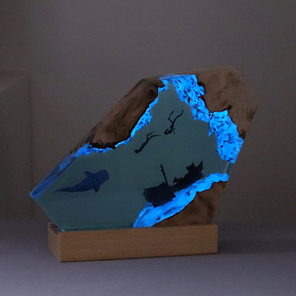 새로운 크리 에이 티브 실내 침실 사무실 테이블 장식  - Resin Art Lamp 리뷰 및 가격
